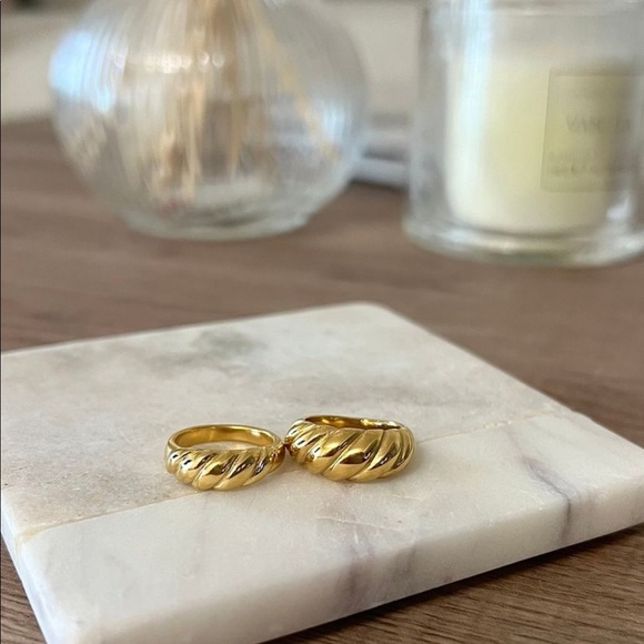 *BLACK FRIDAY SALE* 14k Gold Vermeil Rings - Picture 1 of 7